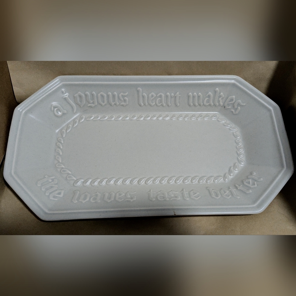 Pfaltzgraff "A Joyous Heart ..." Bread Loaf Elongated Octagon Dish / Platter